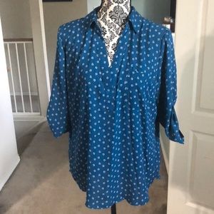 Blue print New York and company blouse